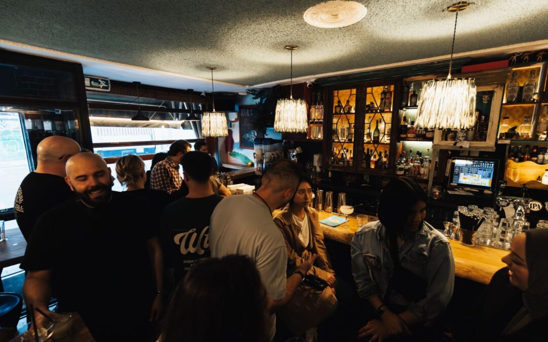 Maximizing Network Opportunities: The Unforeseen Professional Benefits of Participating in a Bar Crawl